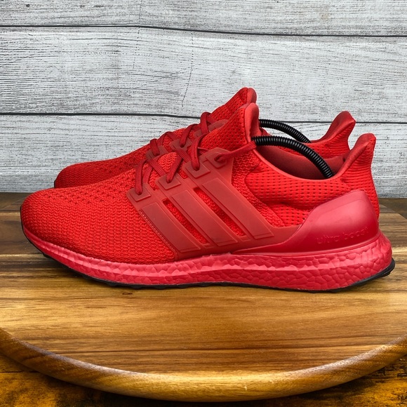 Adidas UltraBoost 2.0 Scarlet Red Sneaker FY7123 Men’s Shoe Size 11.5